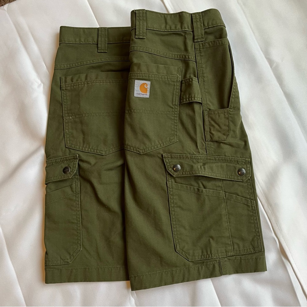 Men's Carhartt BS2747-M Green Cargo Shorts EUC - Picture 5 of 5
